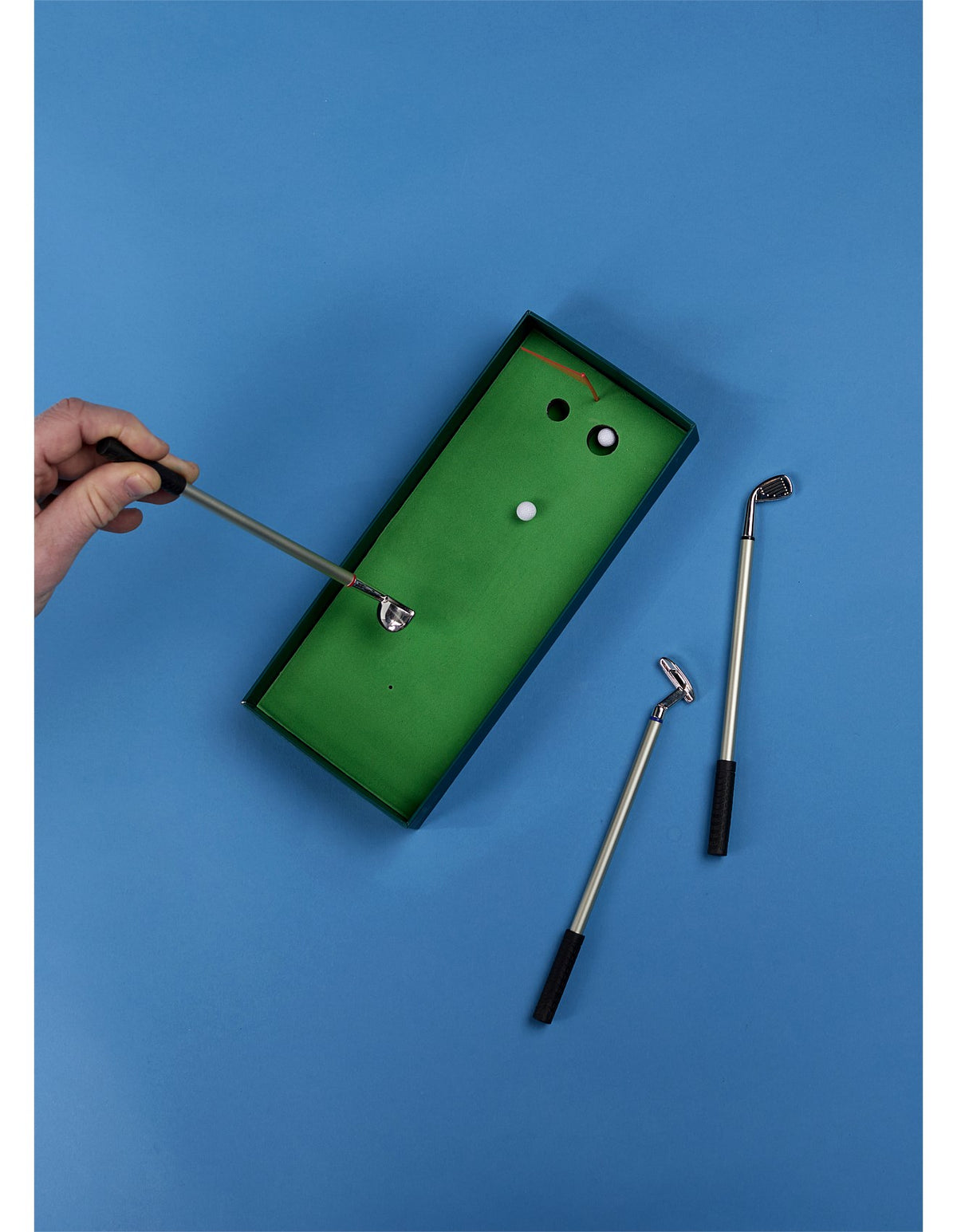 Golf Club Pens and Putt Practice