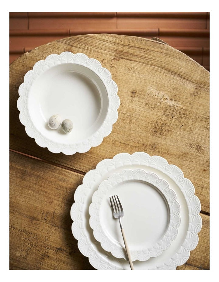 Heirloom Dinner Set 12 Piece in White