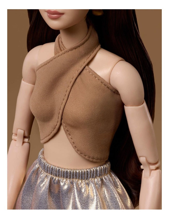 Basics Model 06 Doll