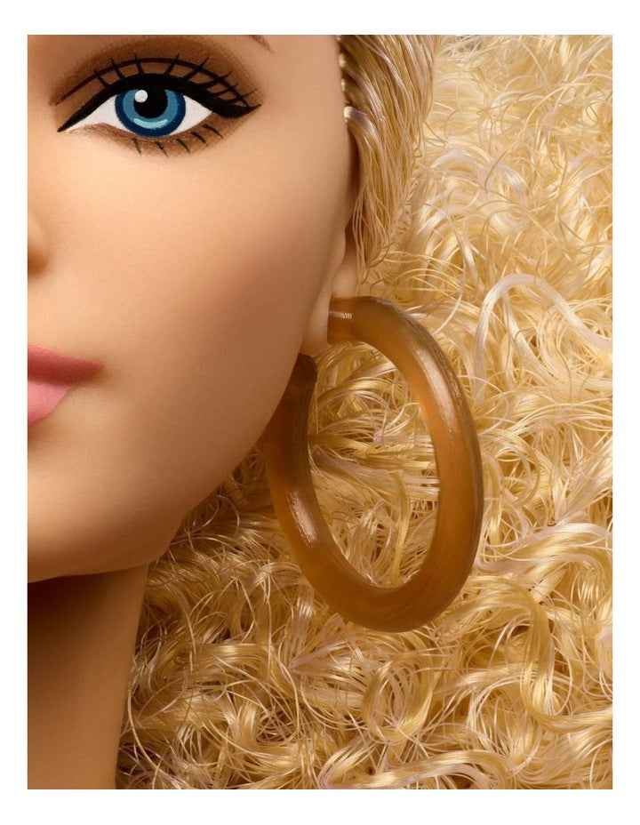 Basics Model 07 Doll
