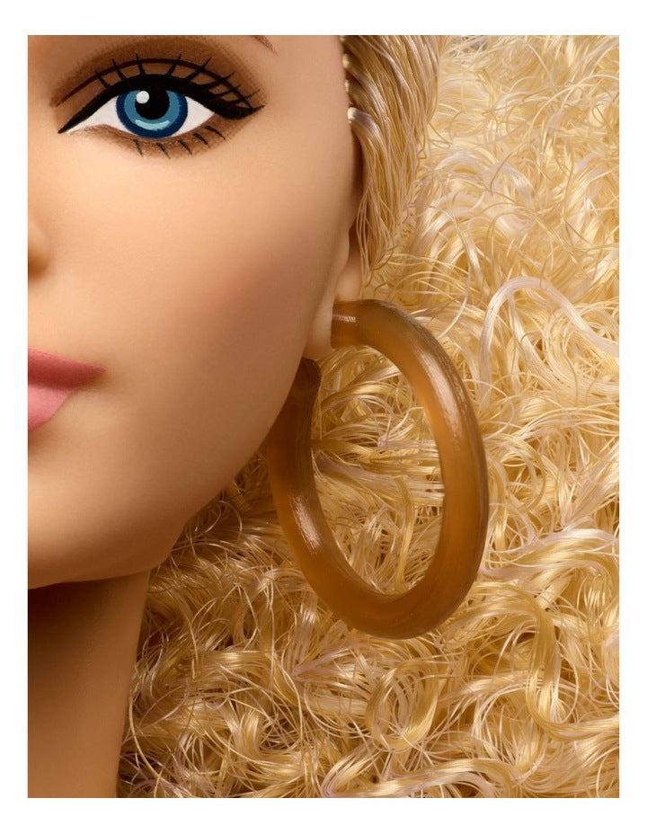 Basics Model 07 Doll