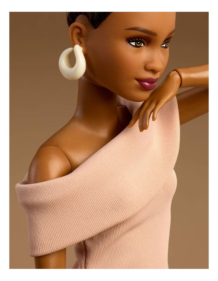 Basics Model 08 Doll
