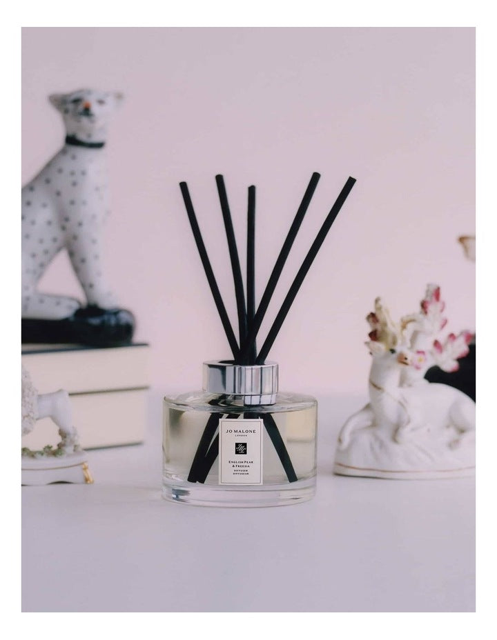 English Pear & Freesia Reed Diffuser