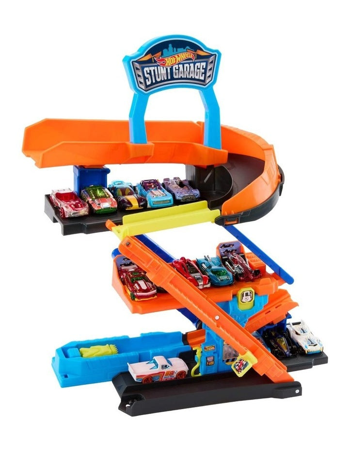 City Transforming Stunt Garage Playset