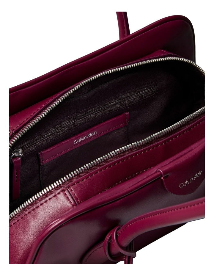 Emblem Trio Shoulder Bag in Alluring Pink