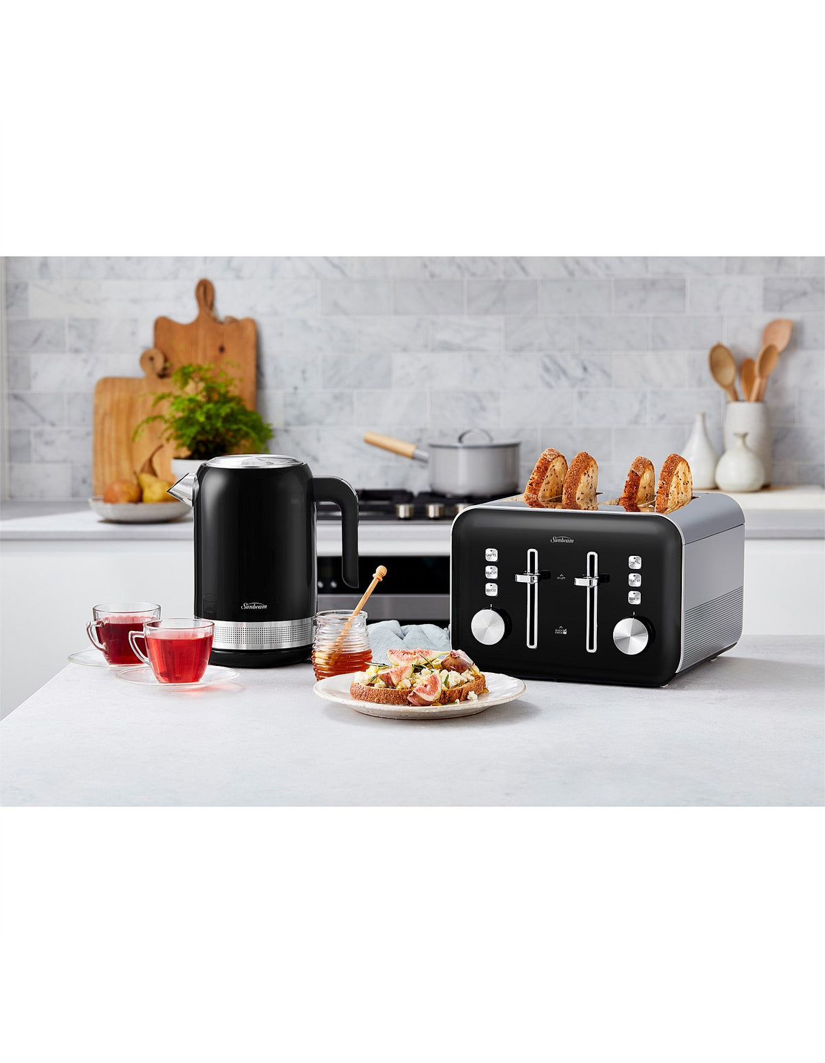 TAP4004BK Simply Shine 4 Slice Toaster Black