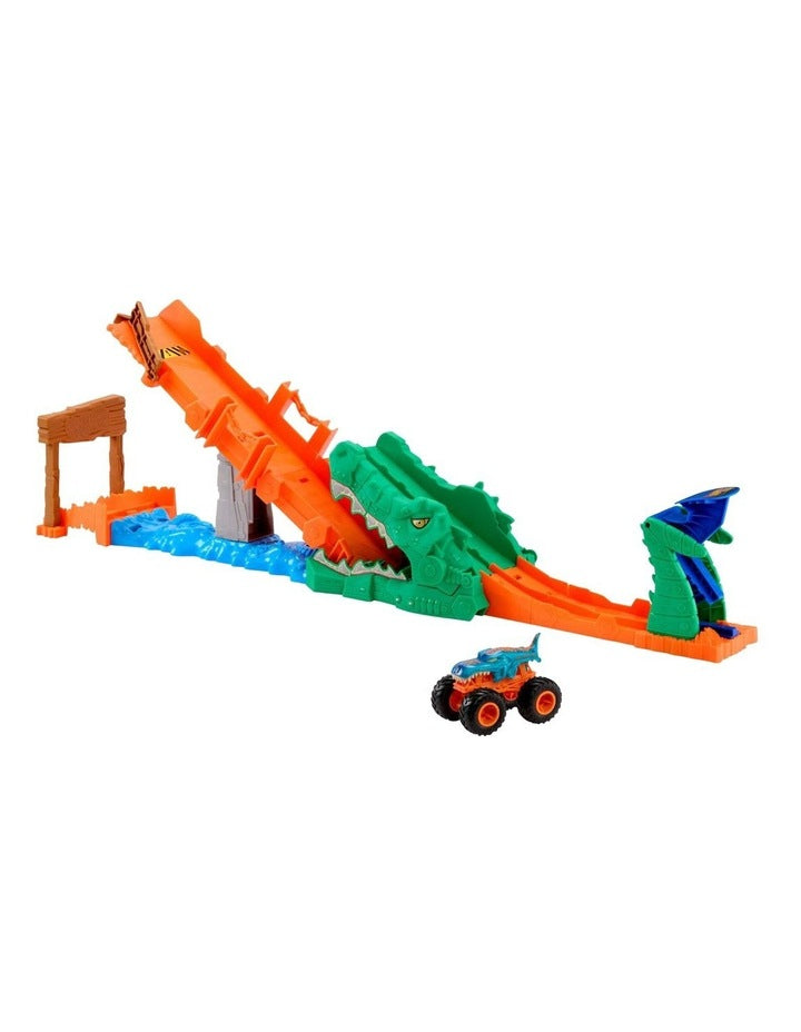 Monster Trucks Crocodile Crash Challenge Playset