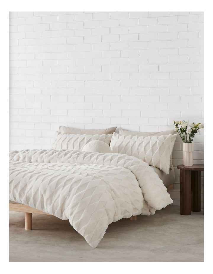 Teddy Faux Fur Quilt Cover Set in Vanilla
