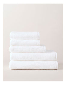 Ellis 5 Piece Spa Pack in White