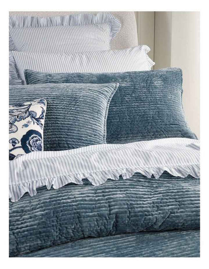 Remi Quilted Velvet Quilt Cover Set in Blue