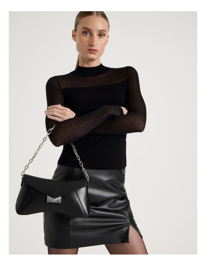 Betsy Shoulder Bag in Black