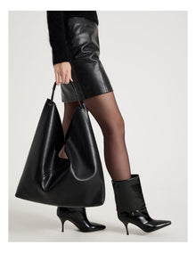Bree Shoulder Bag in Black