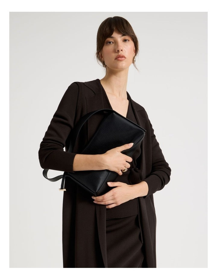Tara Shoulder Bag in Black