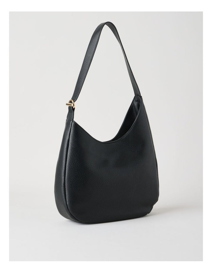 Tara Shoulder Bag in Black