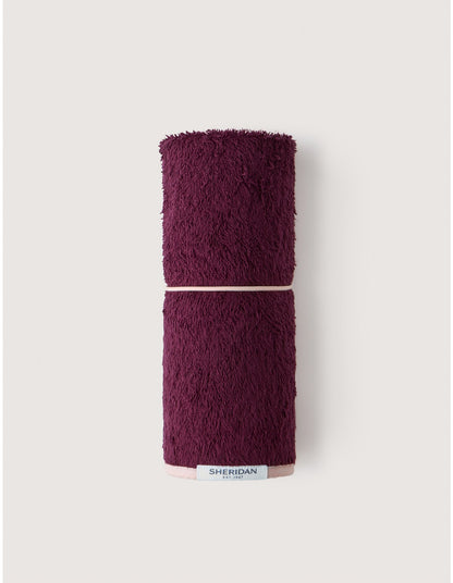 EVERYWAY SMALL GYM TOWEL IN DARK CHERRY