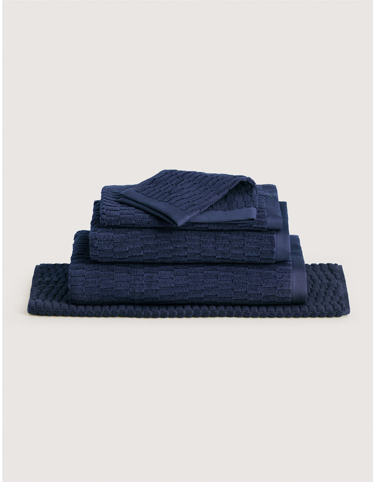 HARRISON HAND TOWEL IN INK NAVY