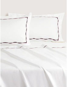 BELGRAVE FLAT SHEET KING IN DARK CHERRY