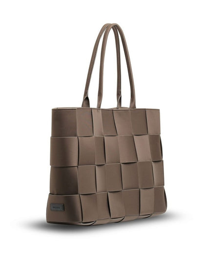 The Holiday Tote Bag in Cocoa