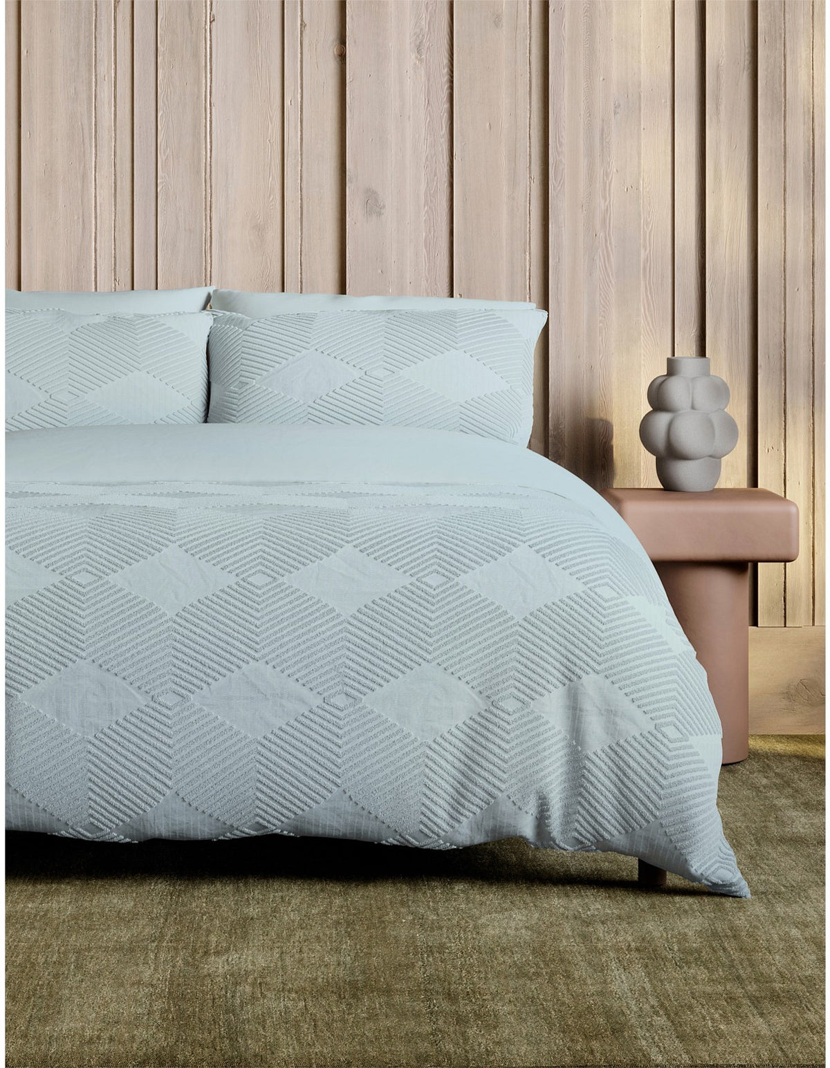 TEXTURES CUT GEOMETRIC SK QUILT COVER SET IN BLUE HAZE