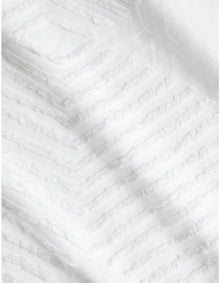 TEXTURES CUT GEOMETRIC SUPER KING QUILT COVER SET IN WHITE
