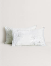 ABBOTSON GINGKO STANDARD PILLOWCASE PAIR IN WHITE