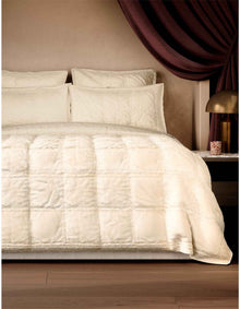 REMME QUEEN BED COVER IN CHAMPAGNE