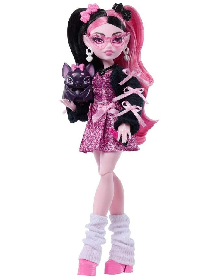 Draculaura Fashion Doll