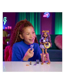 Clawdeen Wolf In Furry Skirt Fashion Doll