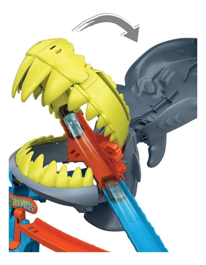 City Shark Chomp Beach Playset & 1:64 Scale Die-Cast Car