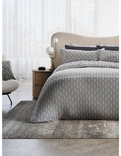 Yves Duvet Set Queen