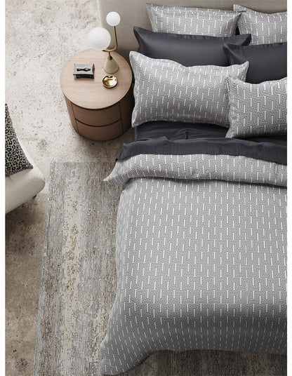 Yves Duvet Set Queen