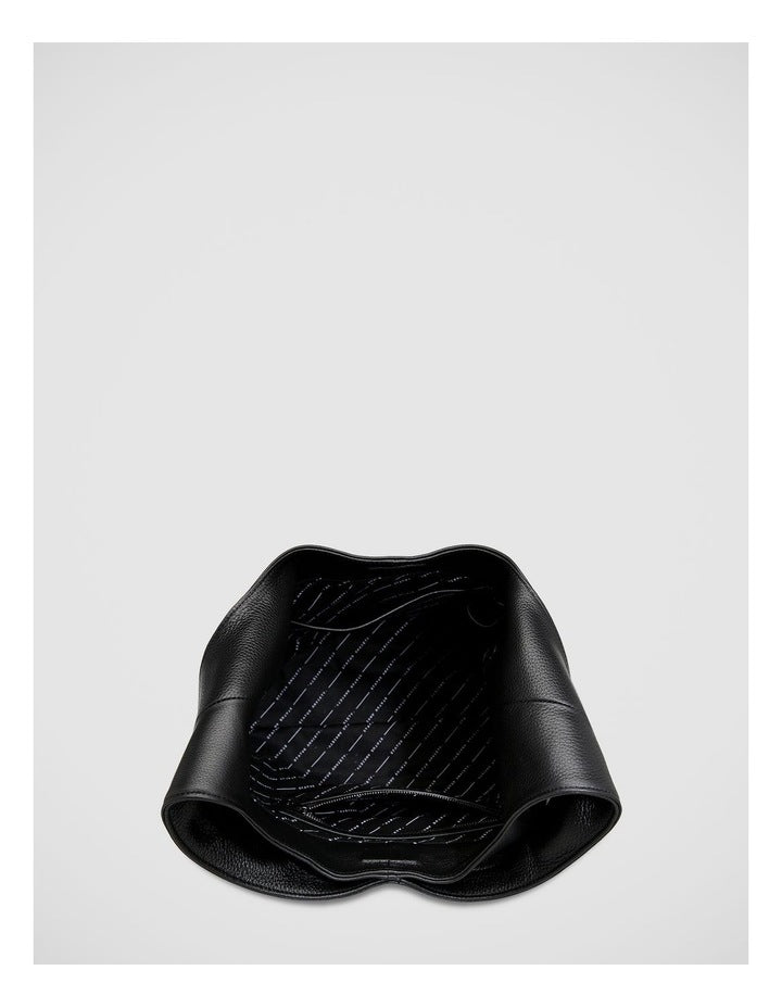 Solstice Shoulder Bag in Black