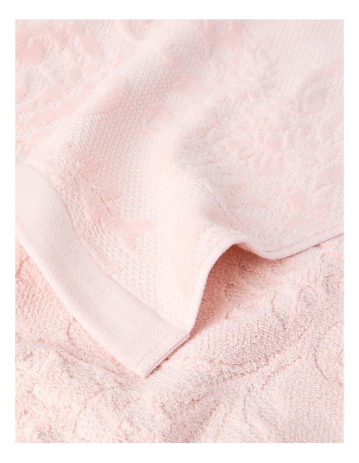 Margot Jacquard Towel Set in Pink