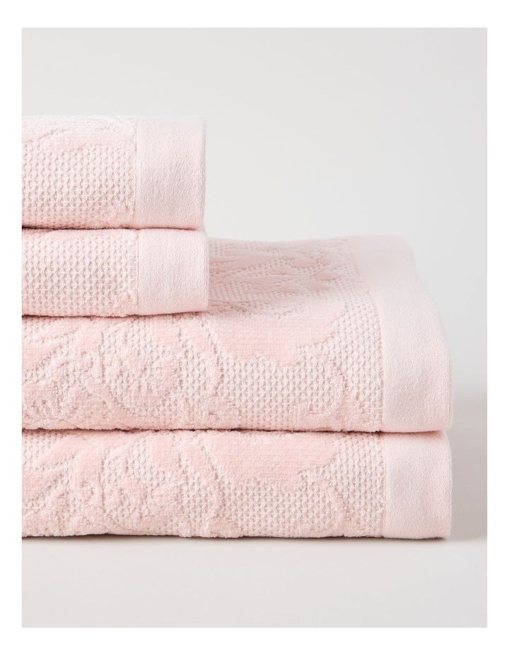 Margot Jacquard Towel Set in Pink