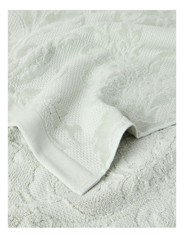 Margot Jacquard Towel Set in Sage