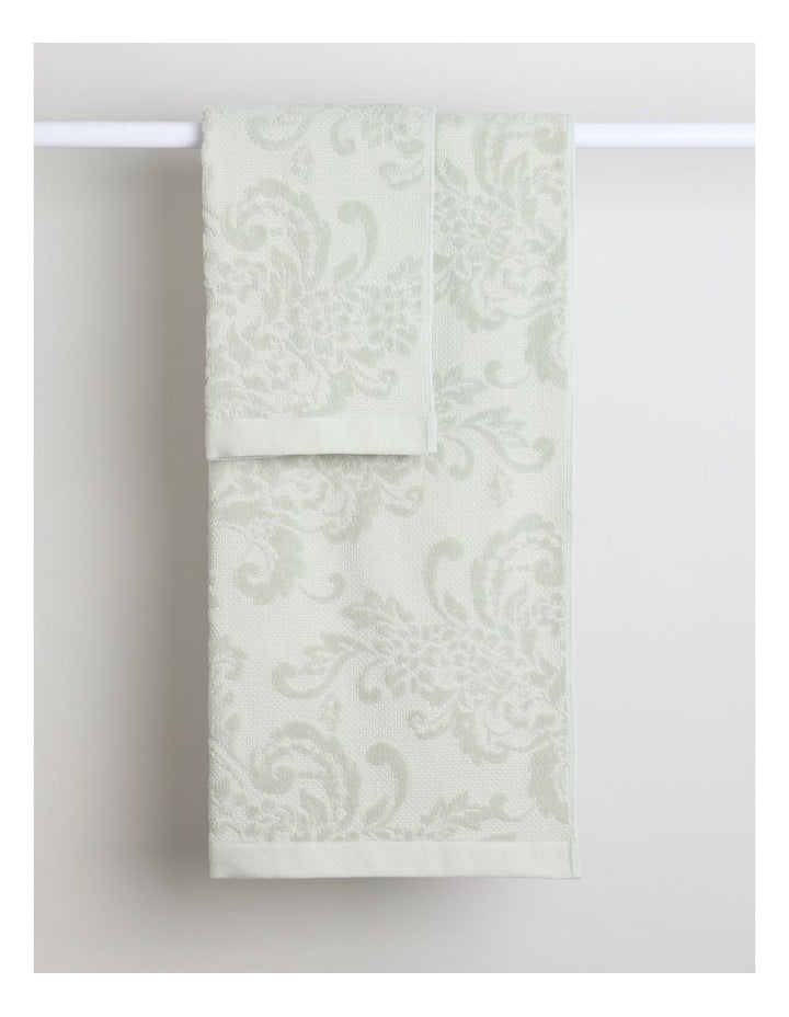 Margot Jacquard Towel Set in Sage