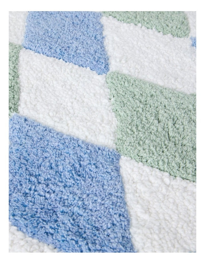 Diamond Tufted Bath Mat in Blue