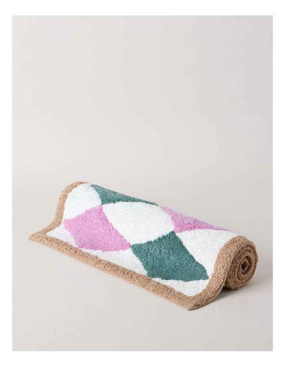 Diamond Tufted Bath Mat in Pink