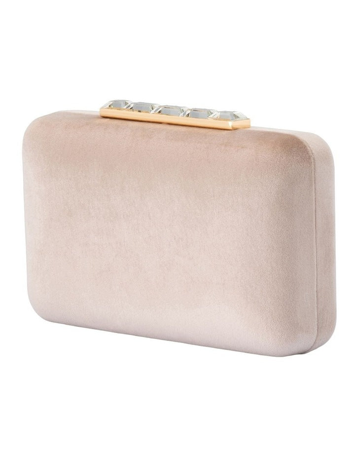 Bess Velvet Clutch Bag in Natural
