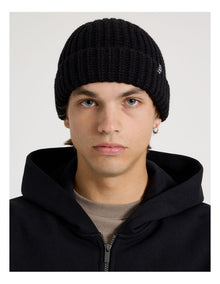 Fisherman Beanie in Black