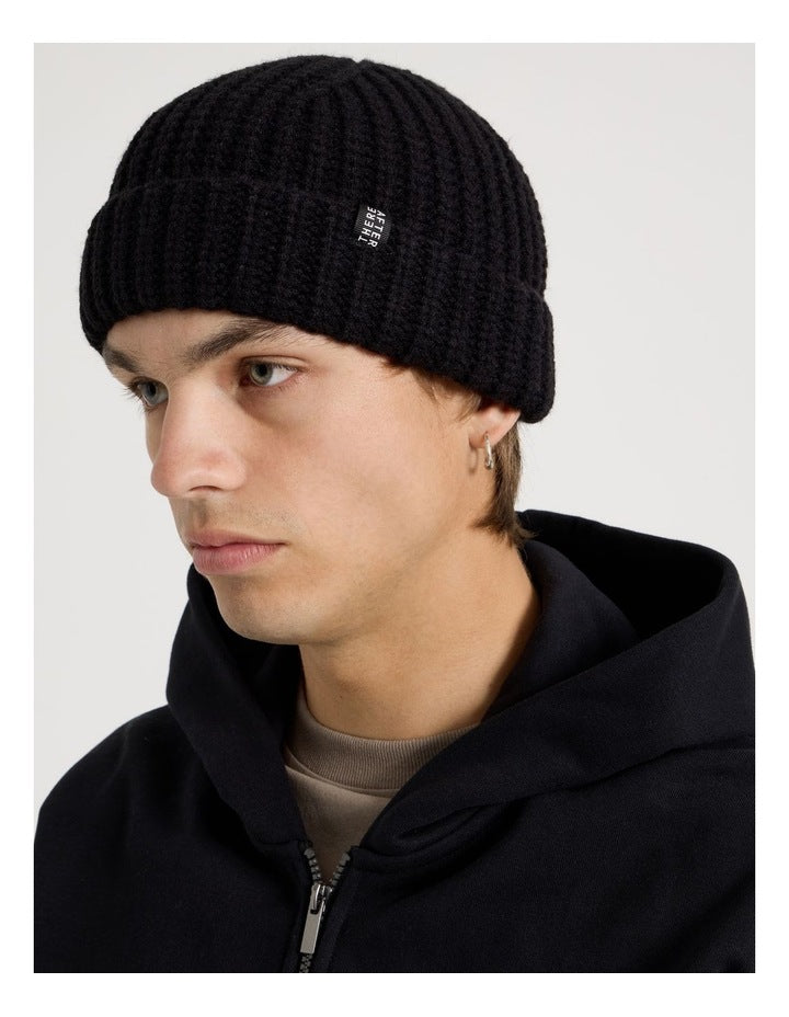 Fisherman Beanie in Black