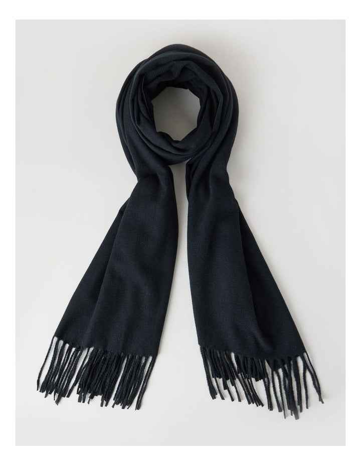 Pashminetta Winter Scarf in Black