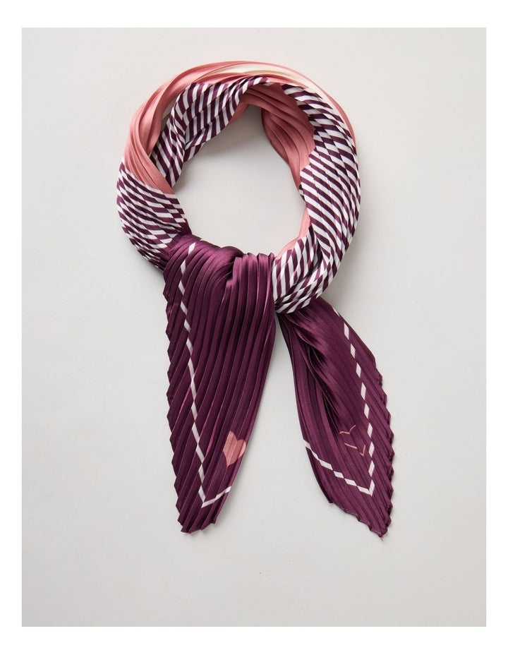 Pleated Neckerchief Scarf in Burgundy