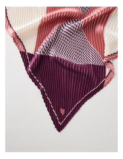 Pleated Neckerchief Scarf in Burgundy