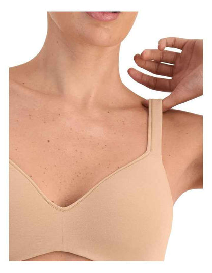 Barely There Wirefree Bra in Nude 2