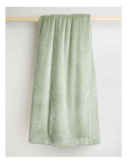 Faux Fur Blanket in Sage