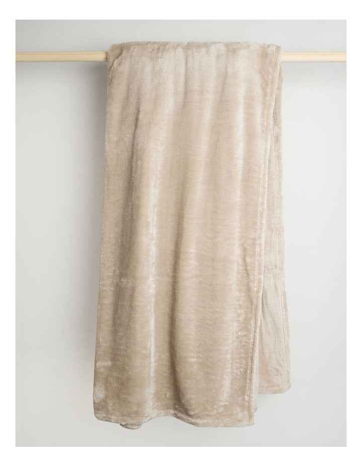 Faux Fur Blanket in Tan