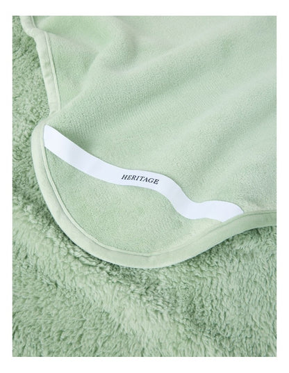 Reversible Sherpa Blanket in Sage