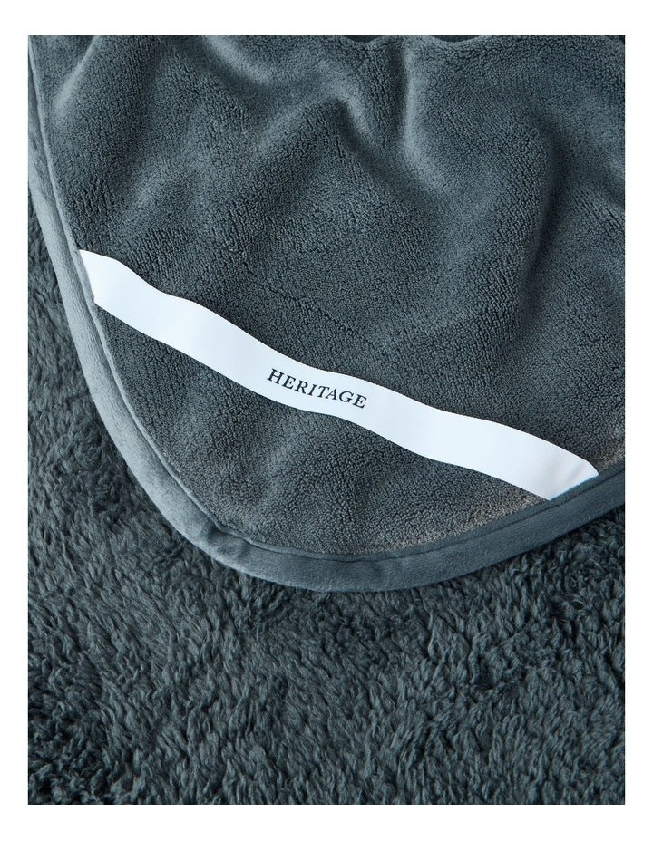 Reversible Sherpa Blanket in Charcoal