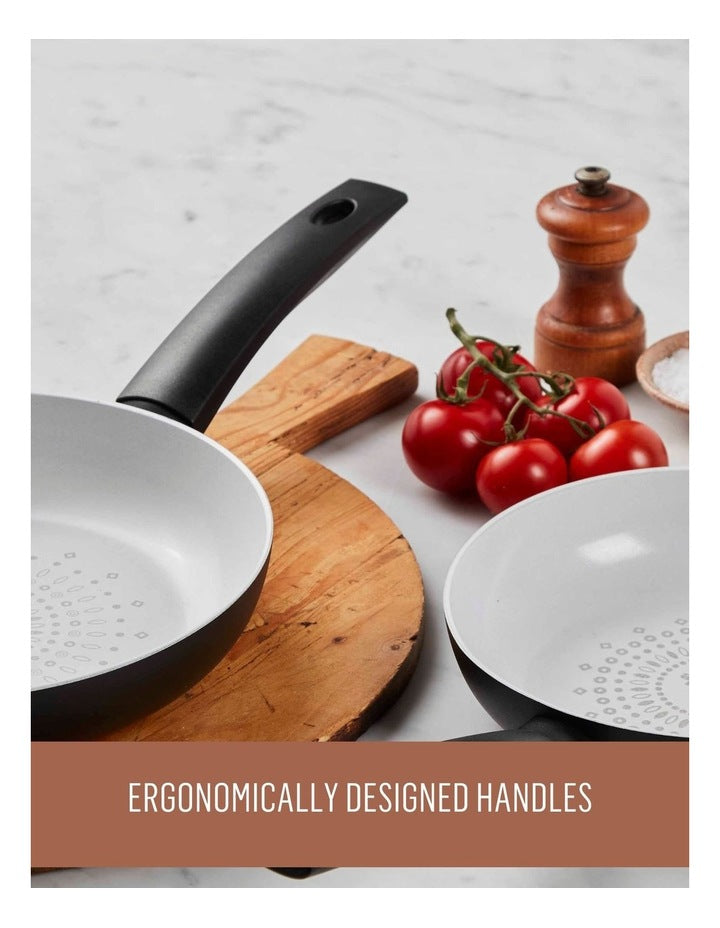 Essenza Nonstick Ceramic Open French Skillet 28cm in Black